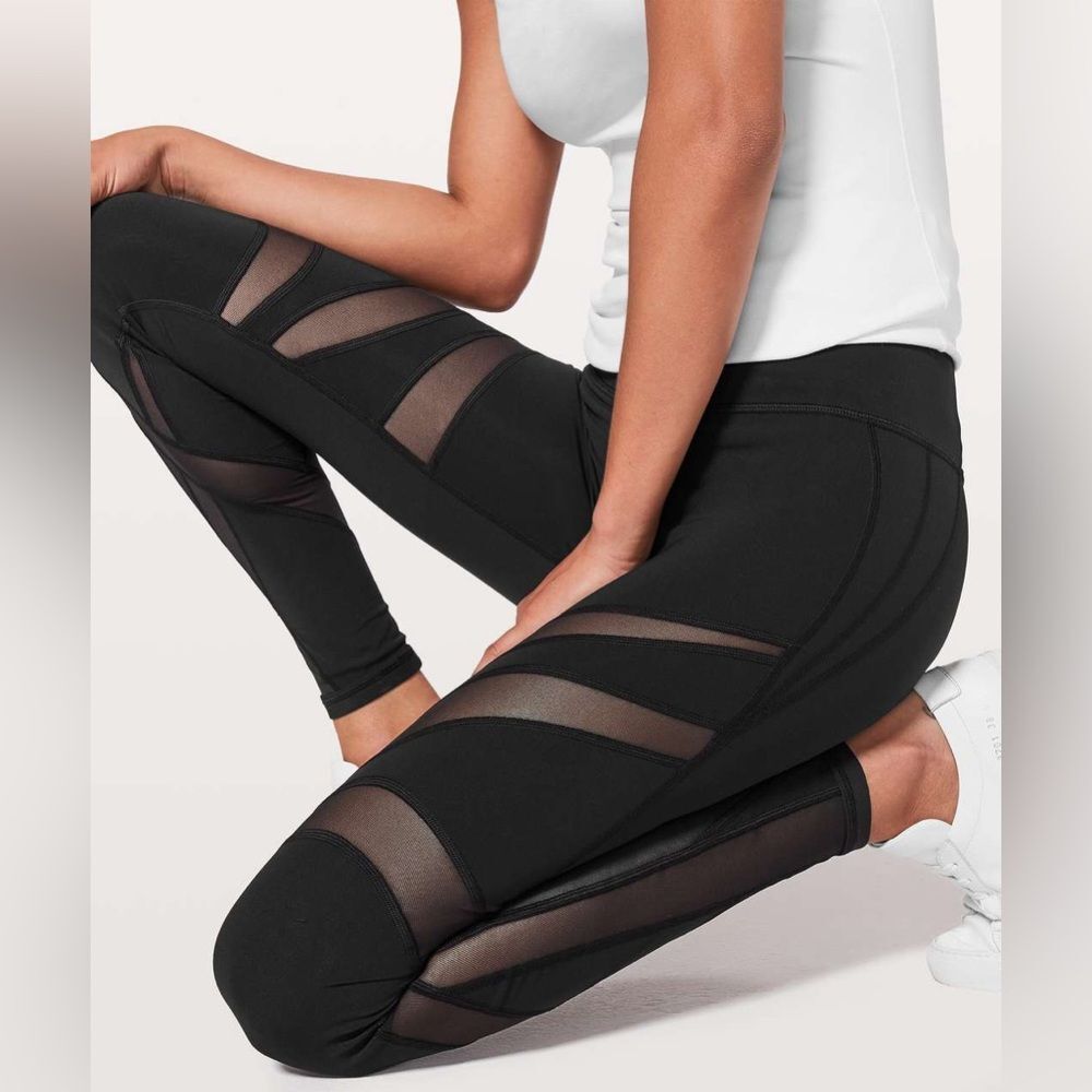 Lululemon Seek The Heat Hi Rise Mesh 28” Tight Black Size 2 Yoga Training Gym